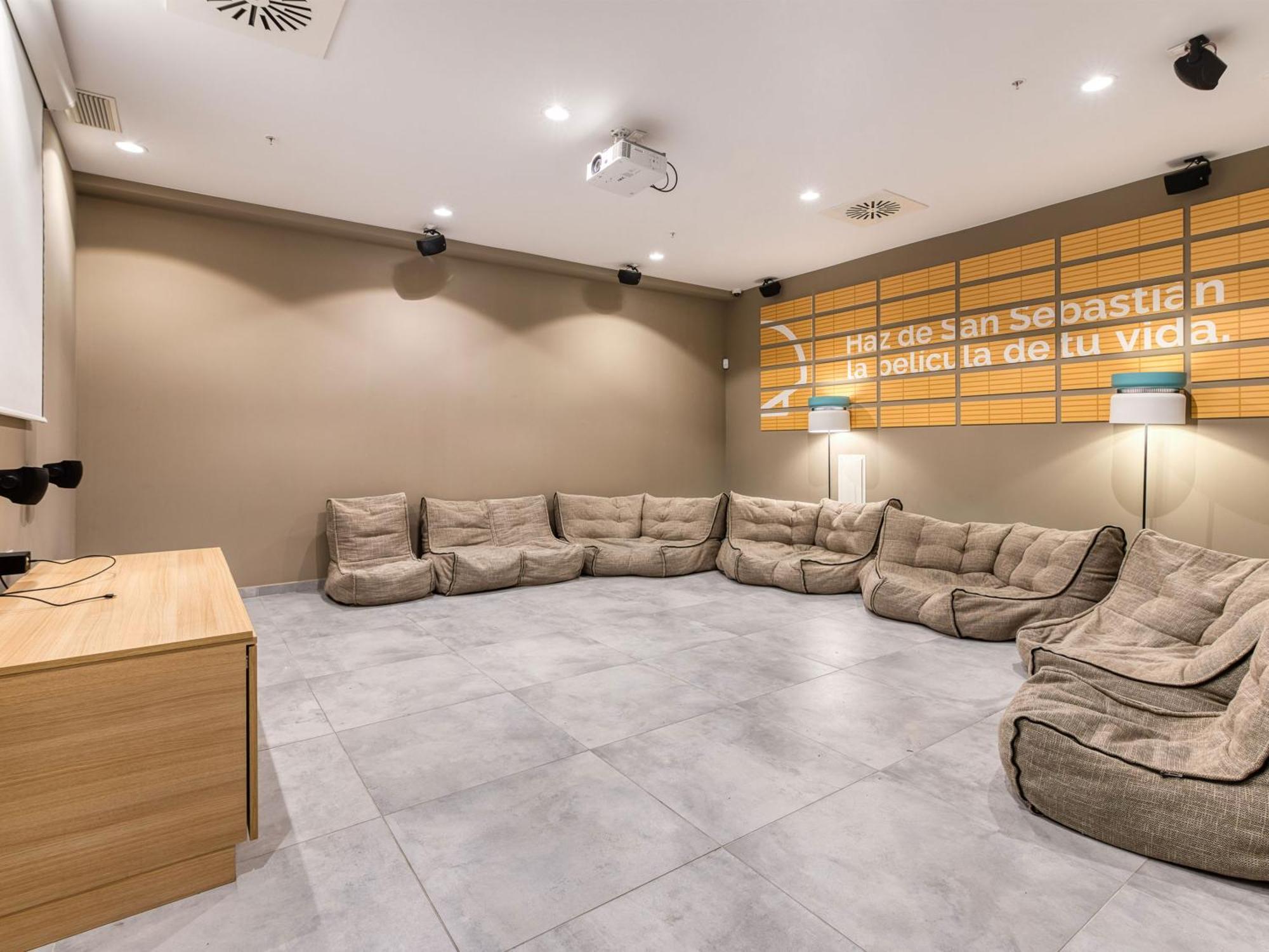 Livensa Living Studios San Sebastián - SK Esterno foto